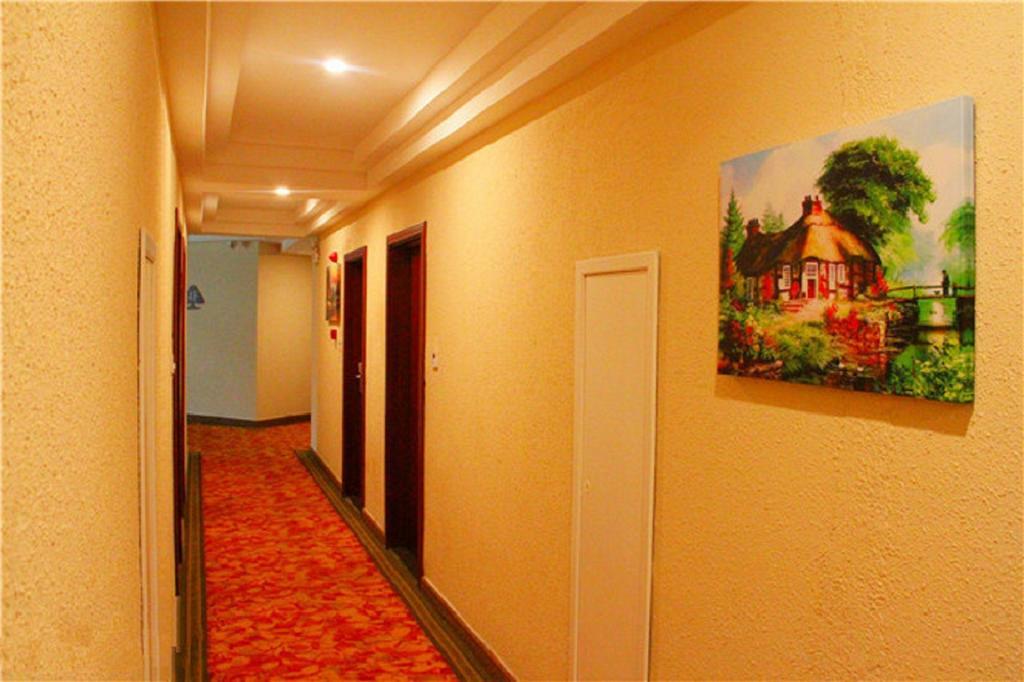 Greentree Inn Sanya He Ping Street Hotel Exterior foto